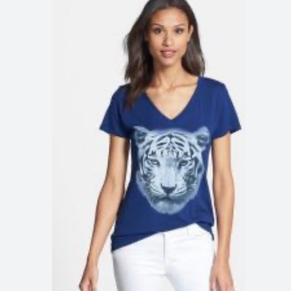 Signorelli super soft tiger vneck tee